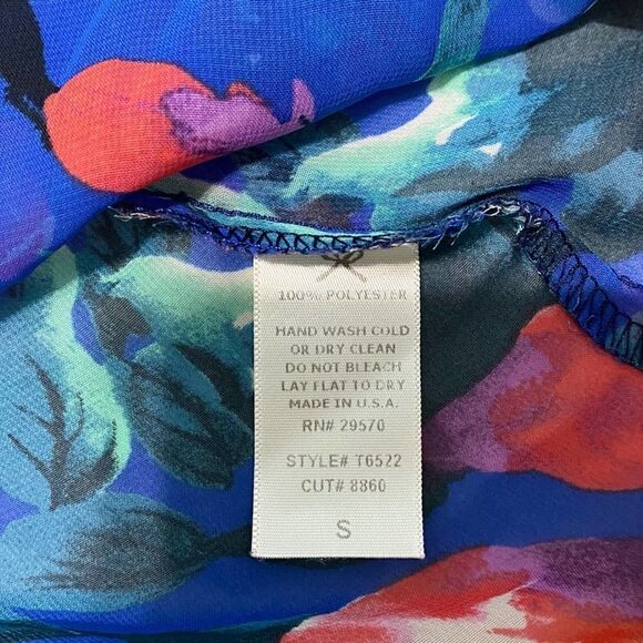 Everly Floral Racerback Tank Top Blue Size Small - Picture 3 of 10